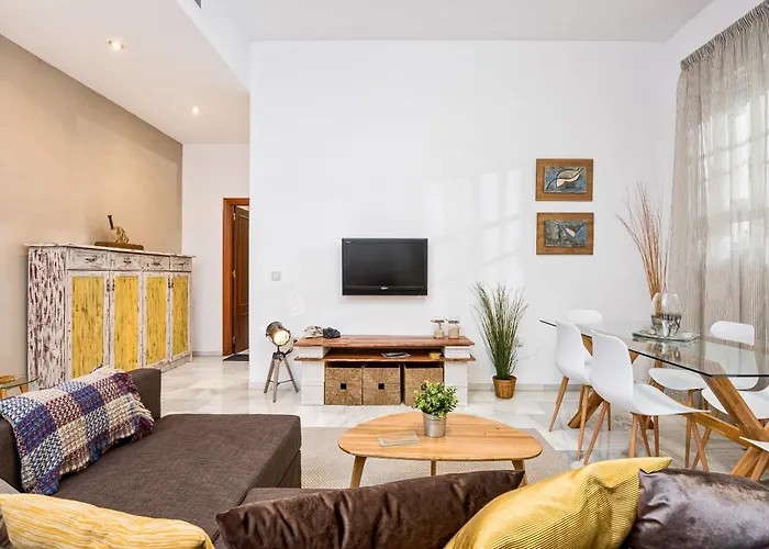 Апартаменты Iloftmalaga Carreteria - Rosaleda